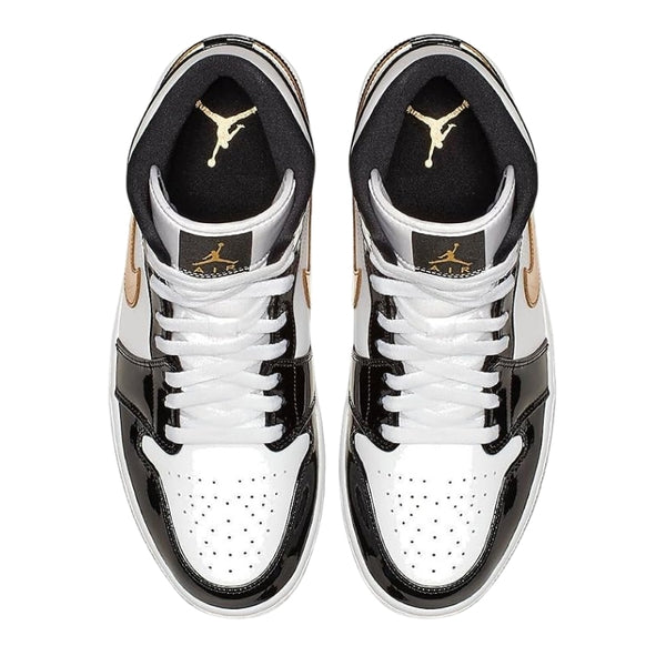 A pair of Air Jordan 1 Retro High OG sneakers
