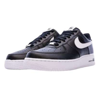 A pair of Nike Air Force 1 Low sneakers in black leather 