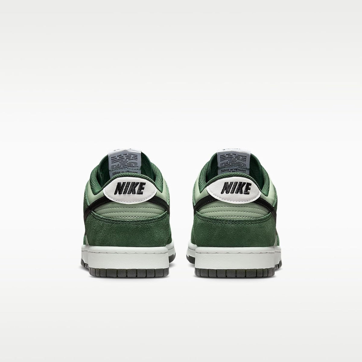 Nike Dunk Low Retro SE Men's Shoes - Jade Horizon/Fir